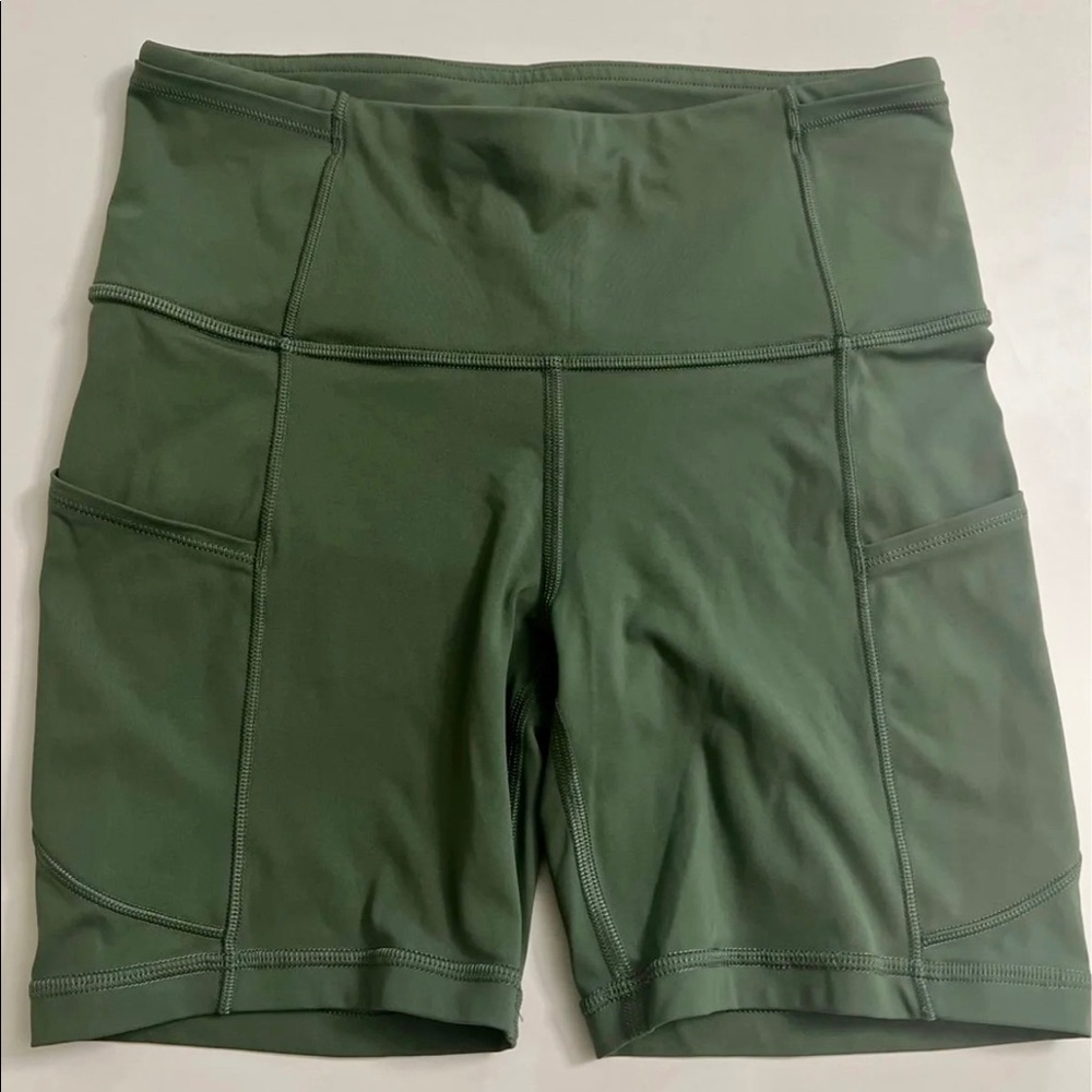 Lululemon Fast and Free 6” non reflective